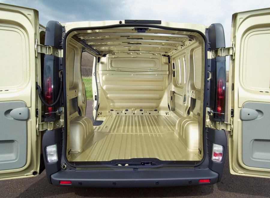  Nissan Primastar Van 2002 года  (UK) (фото 3 из 3)